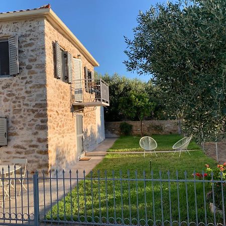 Messinian Stone House Villa Bagian luar foto