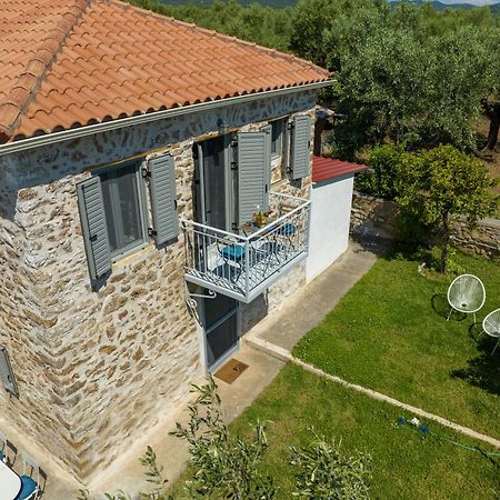 Messinian Stone House Villa Bagian luar foto