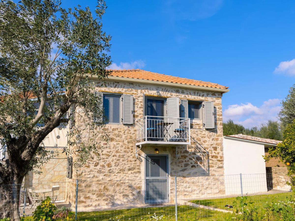 Messinian Stone House Villa Bagian luar foto