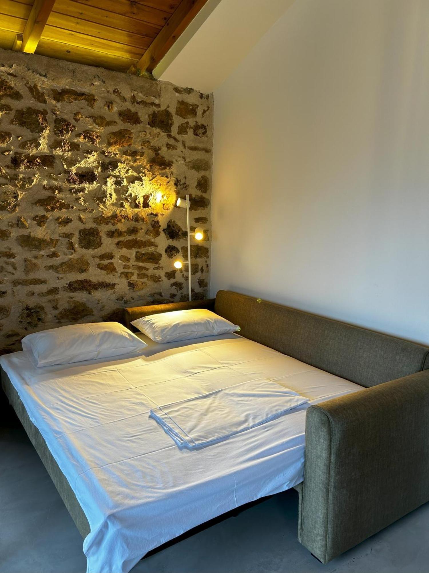 Messinian Stone House Villa Bagian luar foto