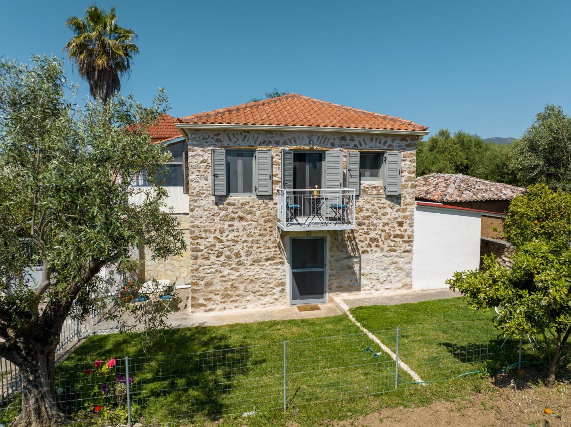 Messinian Stone House Villa Bagian luar foto